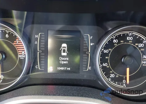 2017 Jeep Cherokee Latitude 4X4 z USA, uszkodzony, nr VIN 1C4PJMCS4HW615756